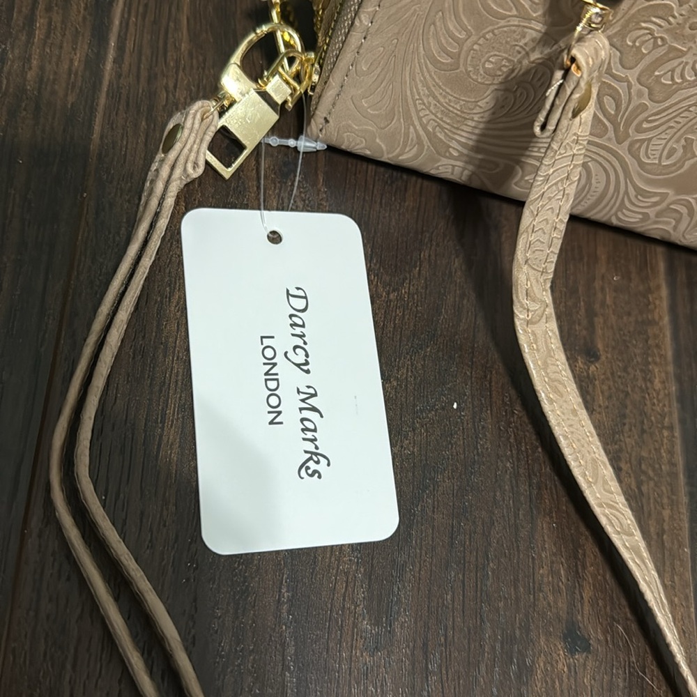 Darcy Marks London Taupe Wristlet Wallet & Crossbody Bag - Picture 12 of 12